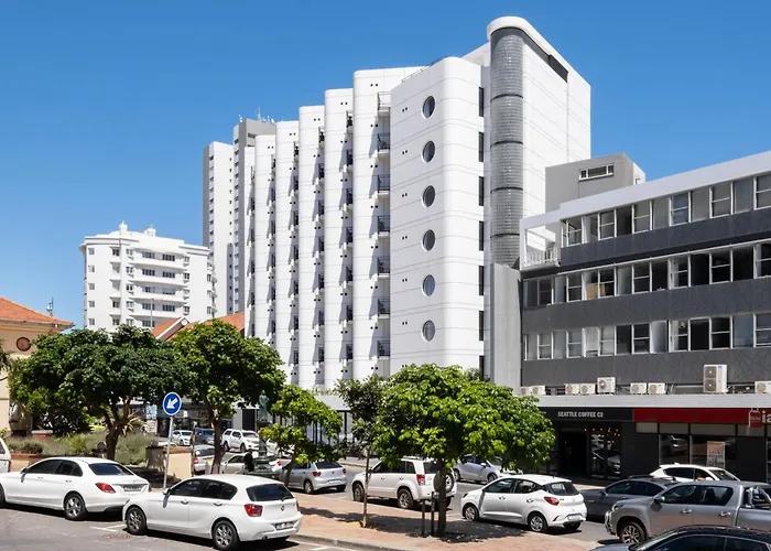 Flamingo 307 - Studio In Sea Point Central